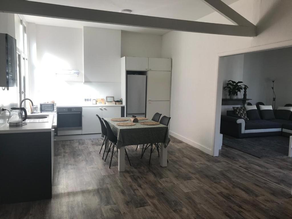 Spacious Anversa Esterno foto